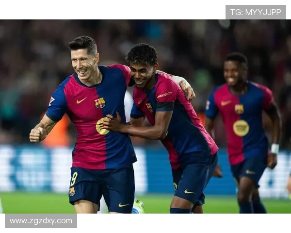 德转评年度最佳阵容:姆巴佩、亚马尔领衔,巴黎3人入选